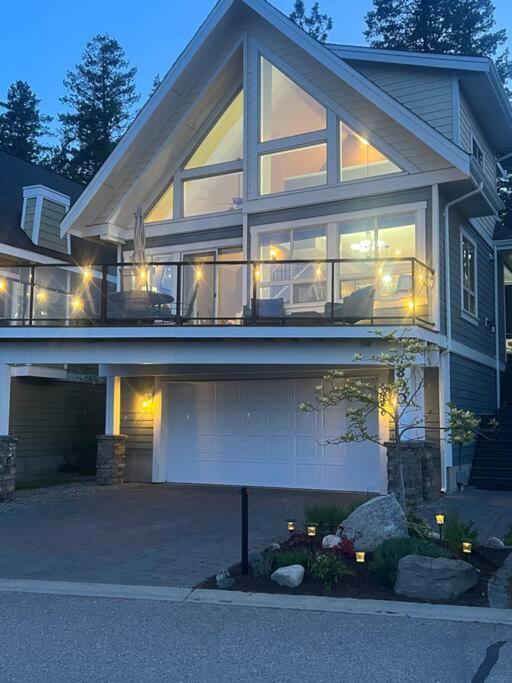 Jasmine Cottage Kelowna Exterior photo