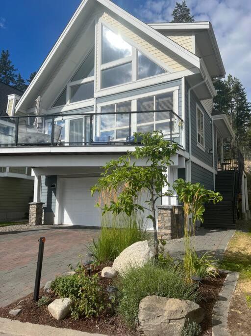 Jasmine Cottage Kelowna Exterior photo